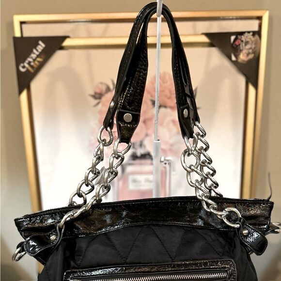 Sondra Roberts Black Quilted Large Hobo Tote Chain Link Straps Chic & Spacious - Picture 5 of 9